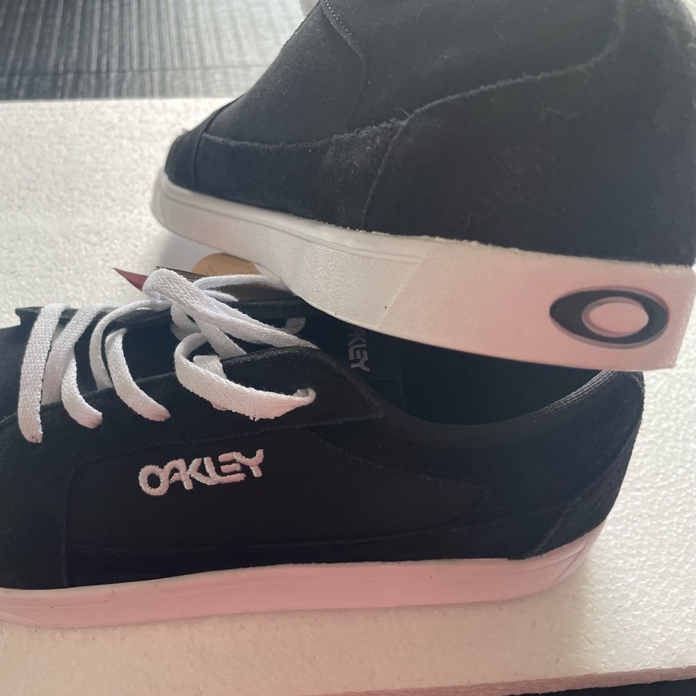 Oakley shoes